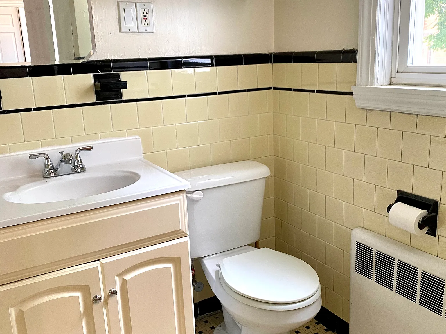 Studio, 575 sqft, $1,685 — Photo 4