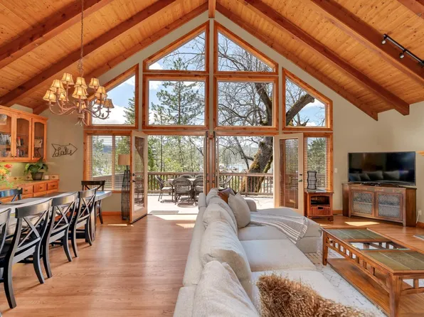 39380 Fir, Bass Lake, CA 93604