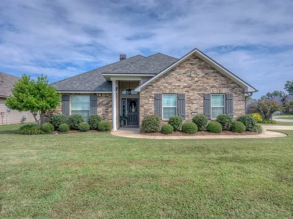 100 Grand Cane Ct, Bossier City, LA 71111