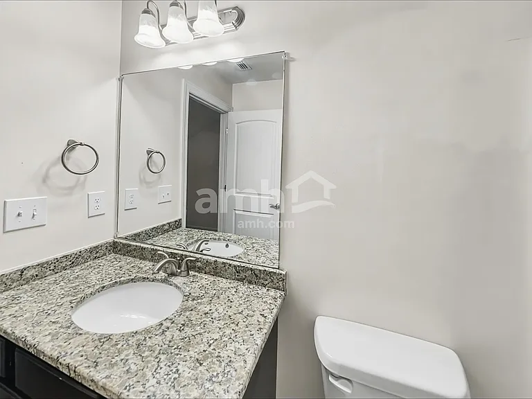 4870 Beryl Dr — Photo 15