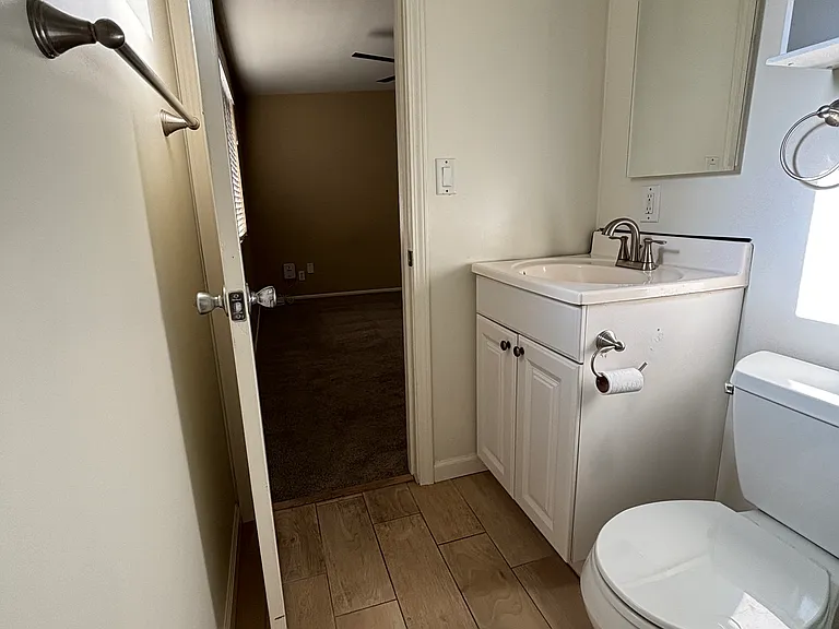 7814 E Diamond St — Photo 25