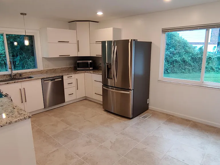 81 Forestvale Dr — Photo 8