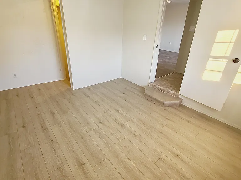 1607 NW Smith Ave — Photo 17