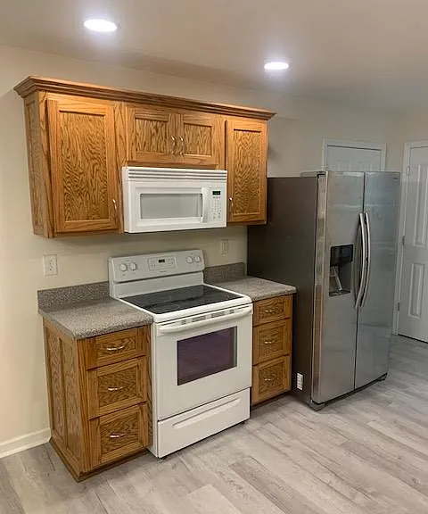 1829 Elizabeth Ln — Photo 5