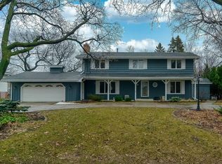 5125 Saint Moritz Dr, Minneapolis, MN 55421