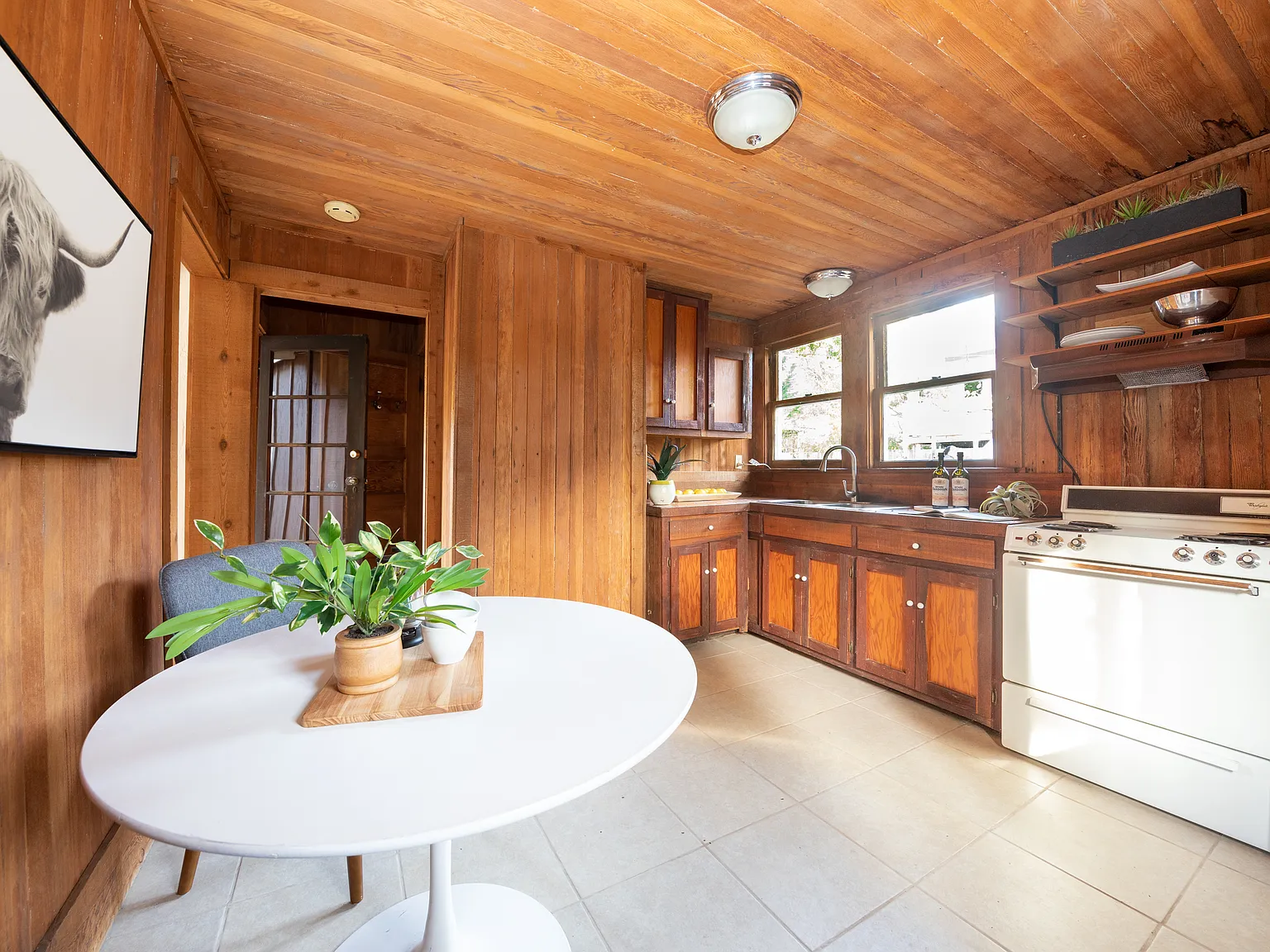 1 bed, 350 sqft, $2,225 — Photo 3