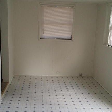 2nd image of 3742 Peachtree St