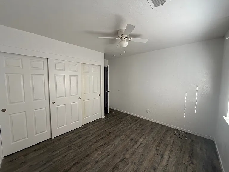 665 S Coalinga St — Photo 12