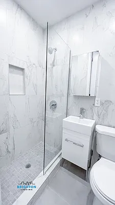 Rented by Brighton Management | media 12