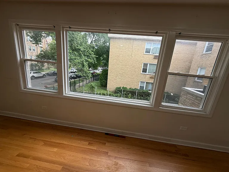 6336 N Mozart St #1 — Photo 10