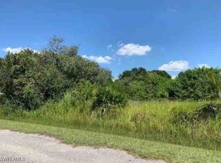 1505 Wellington Ave, Lehigh Acres, FL 33972