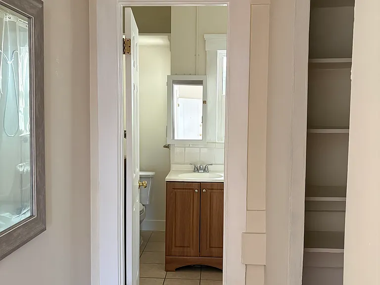 1635 N Alexandria Ave #5 — Photo 9