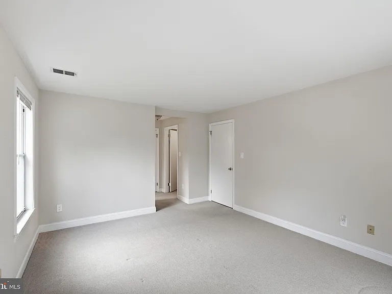 111 Worlidge Ct #5 — Photo 9