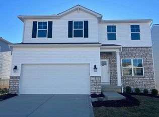 283 Sandburg Dr, Lithopolis, OH 43136