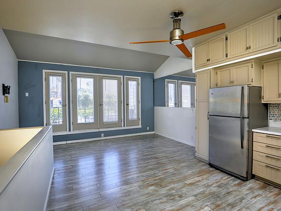 5th image of 428 State St