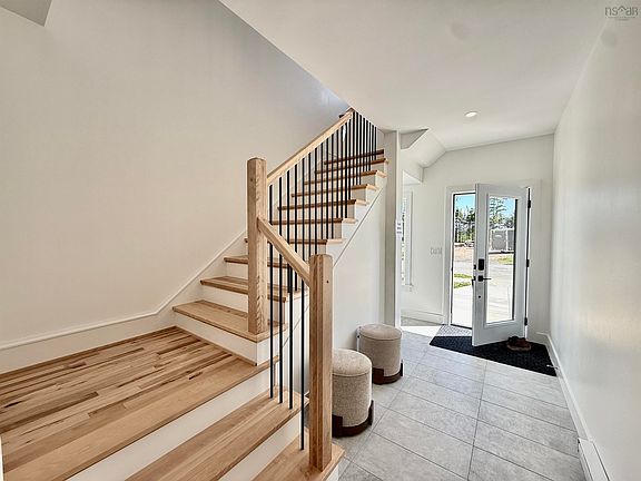 2nd image of 164 Provence Way