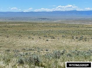 12003 Ridgeview Rd, Evansville, WY 82636