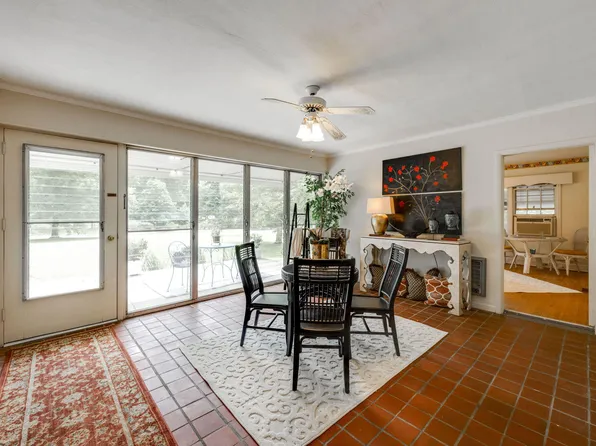 1403 Taft Hwy, Signal Mountain, TN 37377
