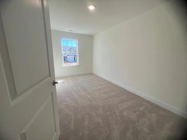 140 Wildflower Cir — Photo 12