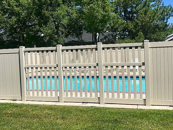 Community pool