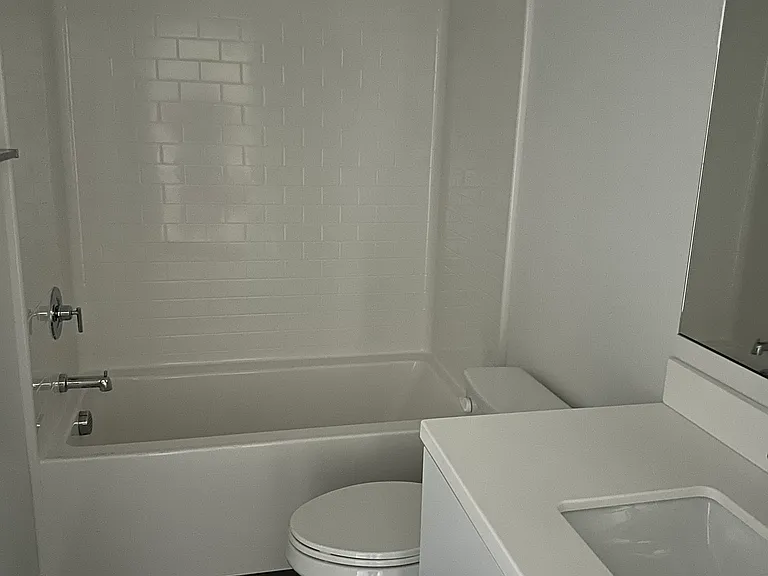 1042 Split Ct — Photo 13