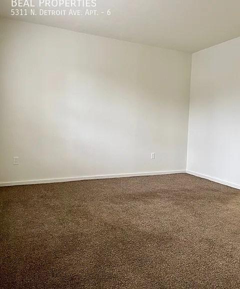 5311 N Detroit Ave #6 — Photo 4
