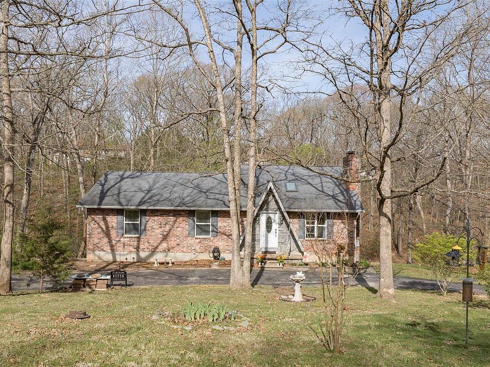 1st image of 15 Lewis And Clark Ln