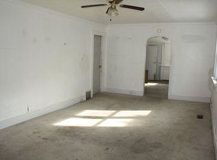 3509 E 8th St, Des Moines, IA 50316