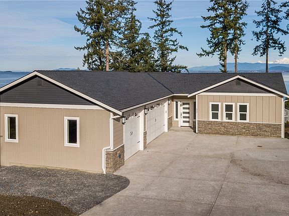 2nd image of 337 Tillicum Way