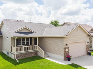 1822 SW 38th St, Lincoln, NE 68522