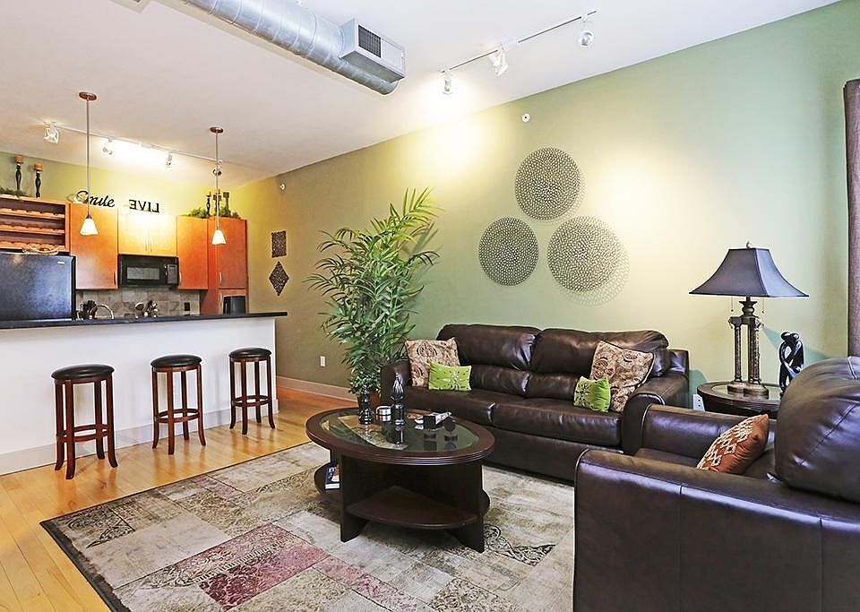 1st image of 1901 Post Oak Blvd APT 3506