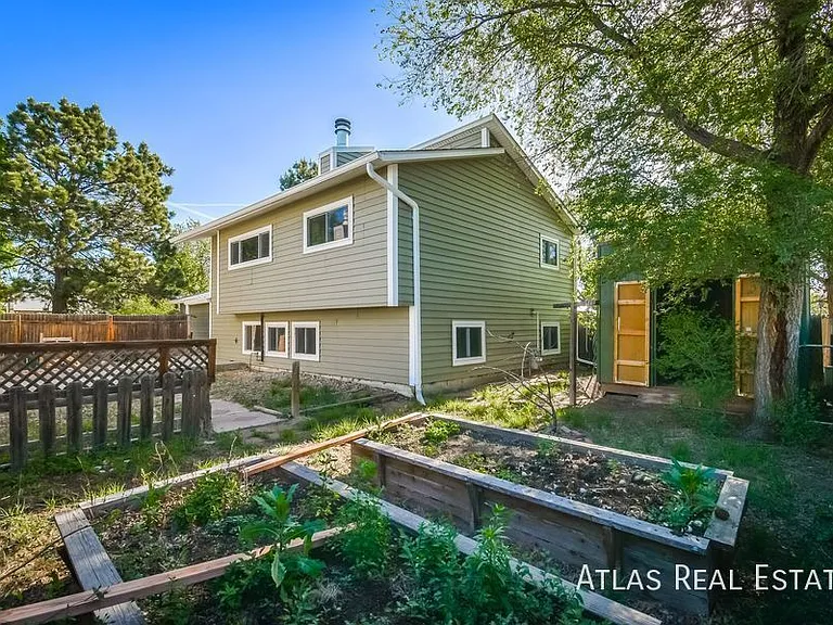 4319 Moonbeam Dr — Photo 15