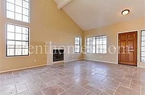 4th image of 10632 Penara St