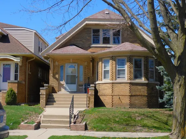 3305 S 11th STREET, Milwaukee, WI 53215