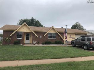 4028 Hooper Dr, Wichita Falls, TX 76306