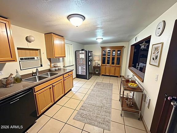 3rd image of 593 S OCOTILLO Drive
