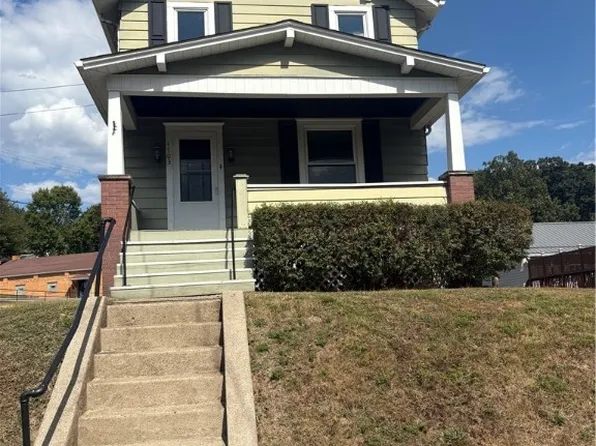 4703 Rochester Rd, New Brighton, PA 15066