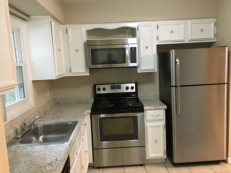 5310 Breeze Hill Pl — Photo 2