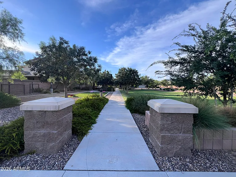 1383 E Sagittarius Pl — Photo 11