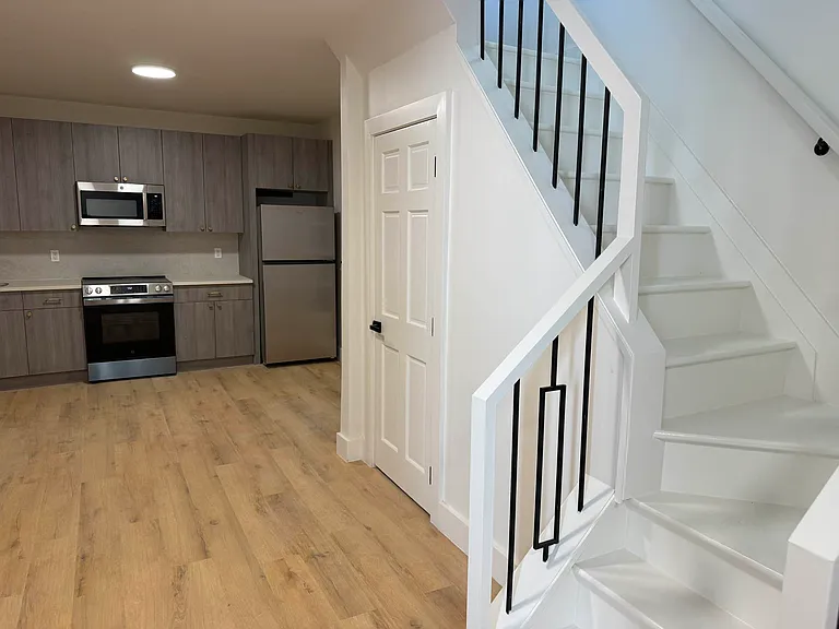 75 Stewart St #2 — Photo 12