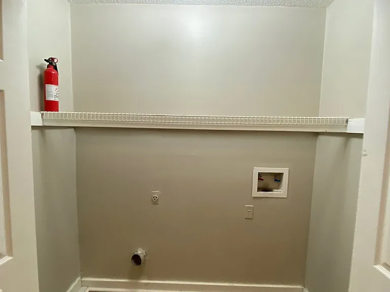 124 Bowen St #H — Photo 7