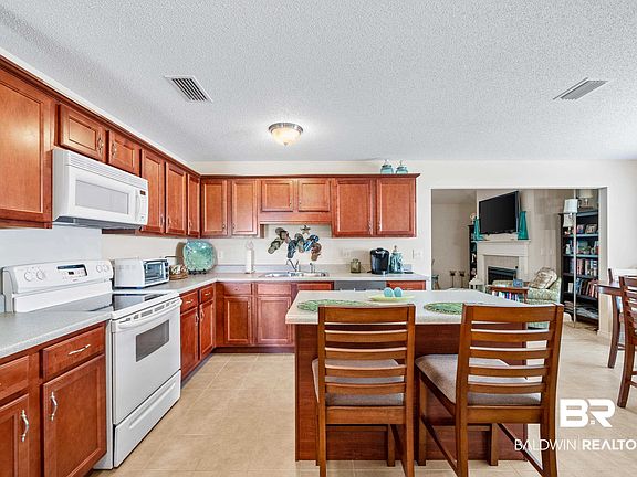 4th image of 22812 Placid Dr