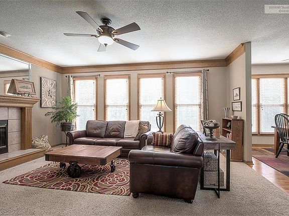 Warm, Inviting Great Room