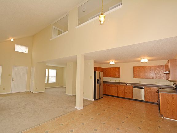 4th image of 10240 Cumberland Pointe Blvd