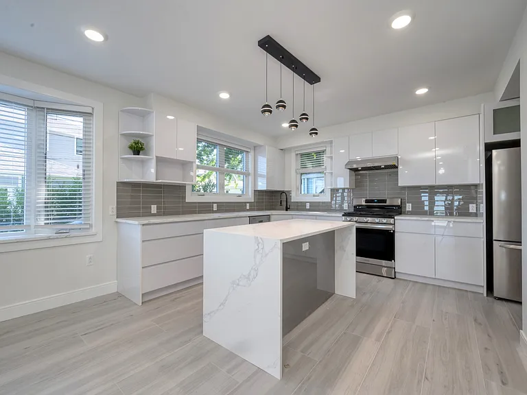 103 Dorchester St #1 — Photo 6