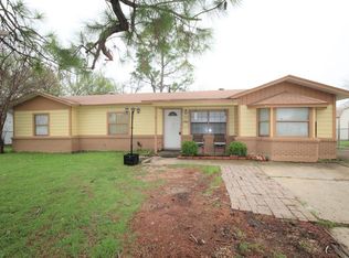5208 Madella St, Haltom City, TX 76117
