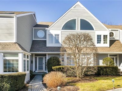 67 Hale Lane, Darien, CT, 06820