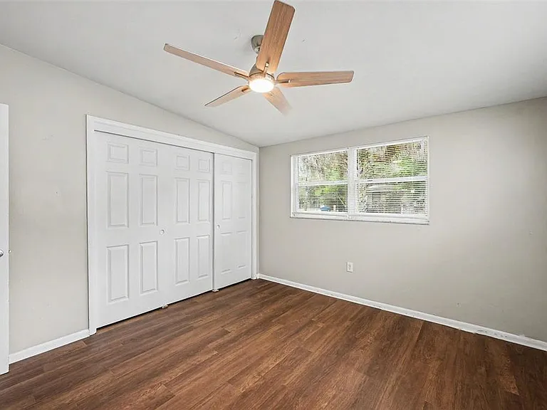 4022 E Henry Ave — Photo 16