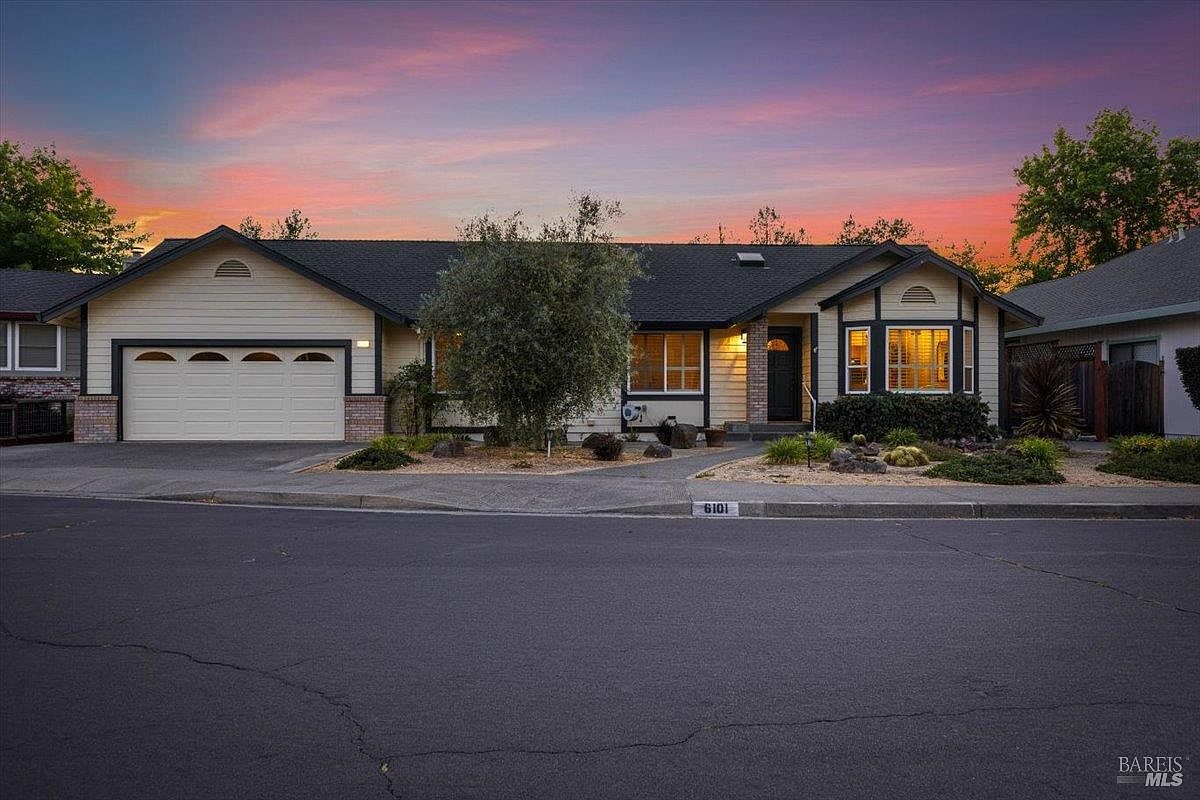 ✩ Ami ✩ 6101 Amie Drive, Windsor, CA 95492 | Zillow