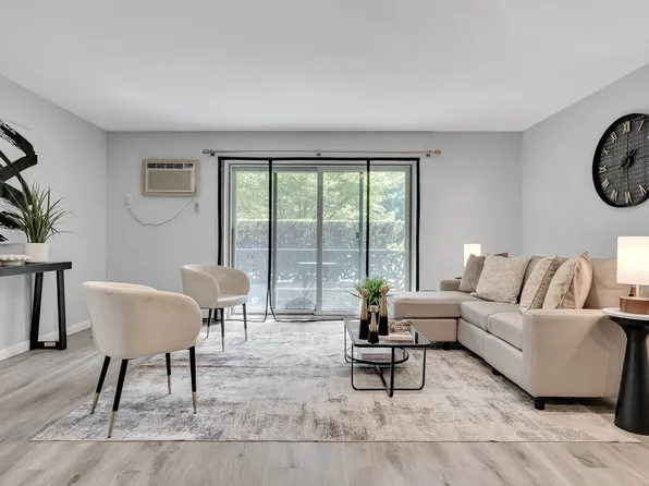 53 Paul St APT 10, Newton, MA 02459